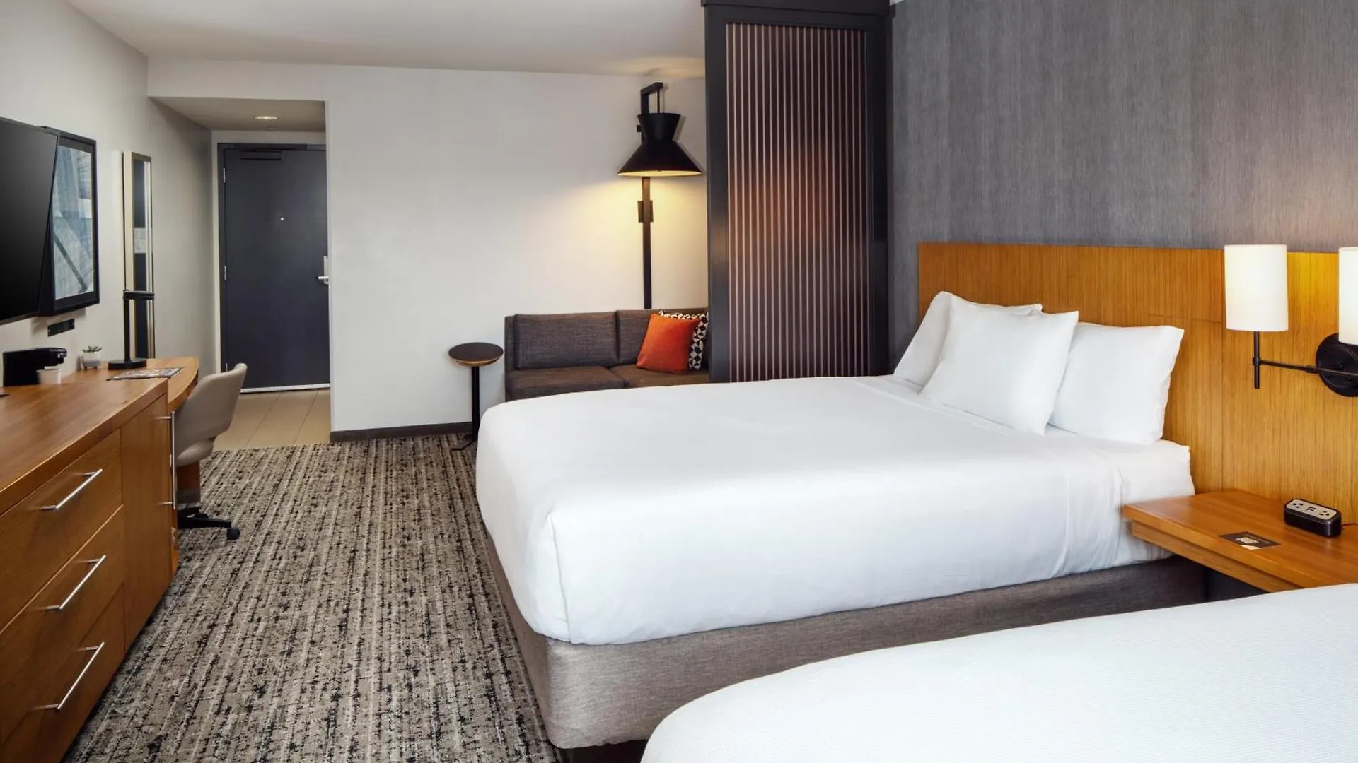 Hyatt Place Nashville Downtown